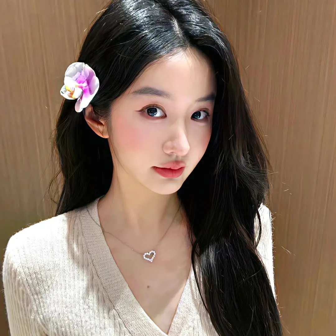 离婚当天，被帮派继承人缠上了